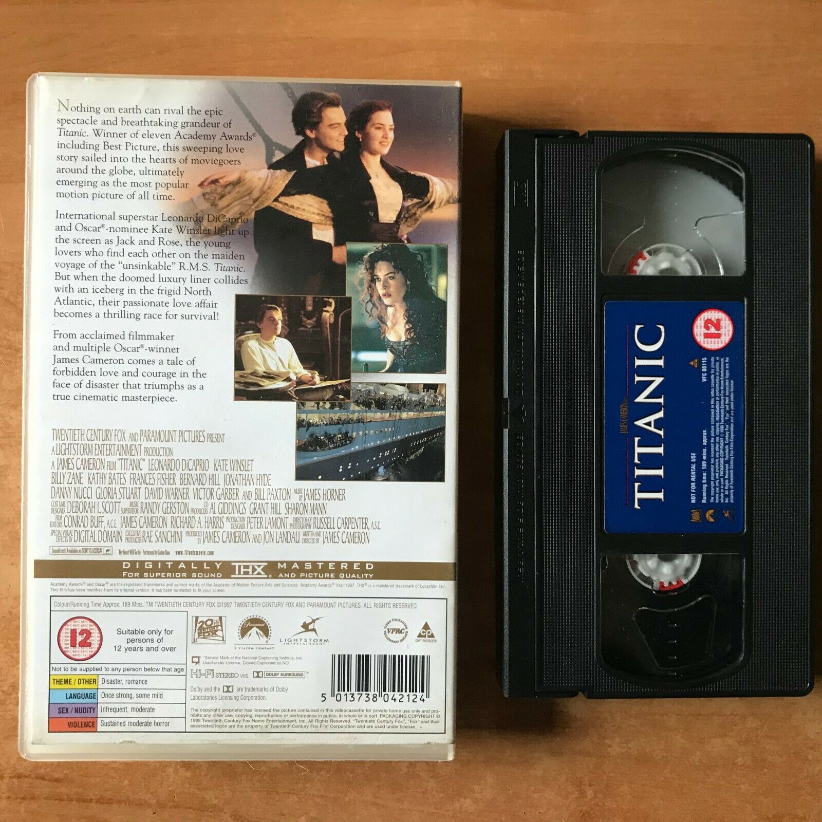 Titanic: Disaster Drama - Romance [Large Box] Rental - Leonardo DiCaprio - VHS-