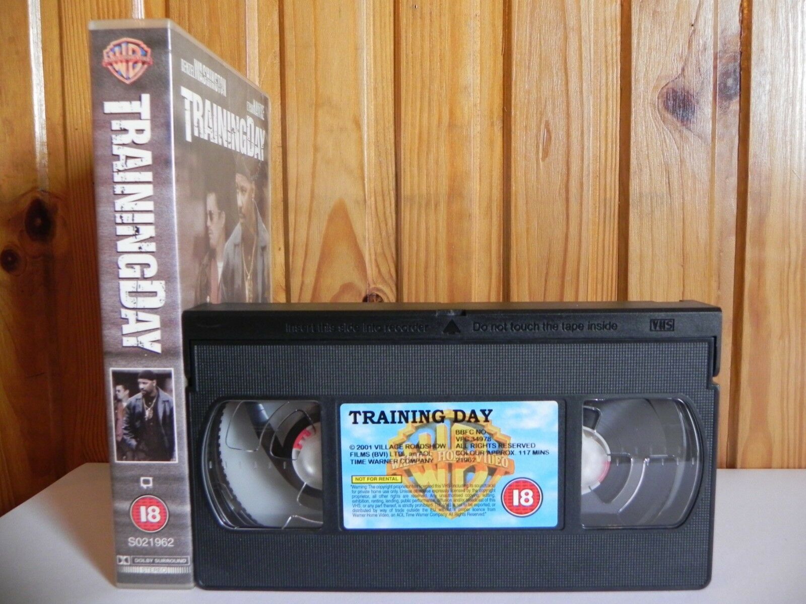 Training Day - Warner Home - Cop Drama - Denzel Washington - Ethan Hawke - VHS-