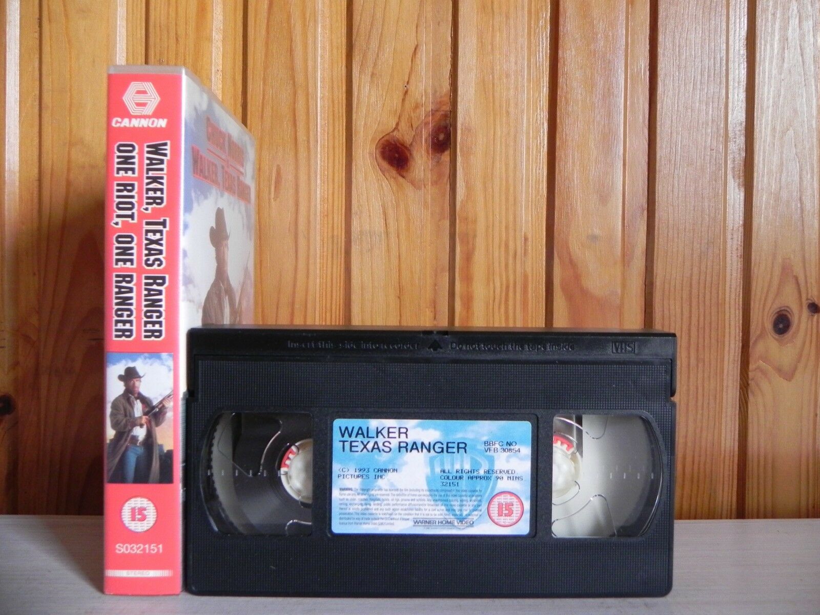 Walker Texas Ranger - Original Chuck Norris - Urban Warfare - Action - Pal VHS-