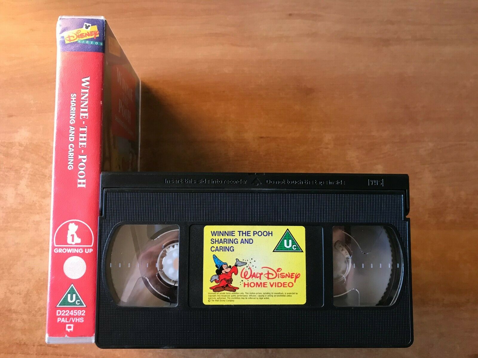 Winnie The Pooh: Sharing And Caring [Walt Disney] Animated Adventures - Pal VHS-