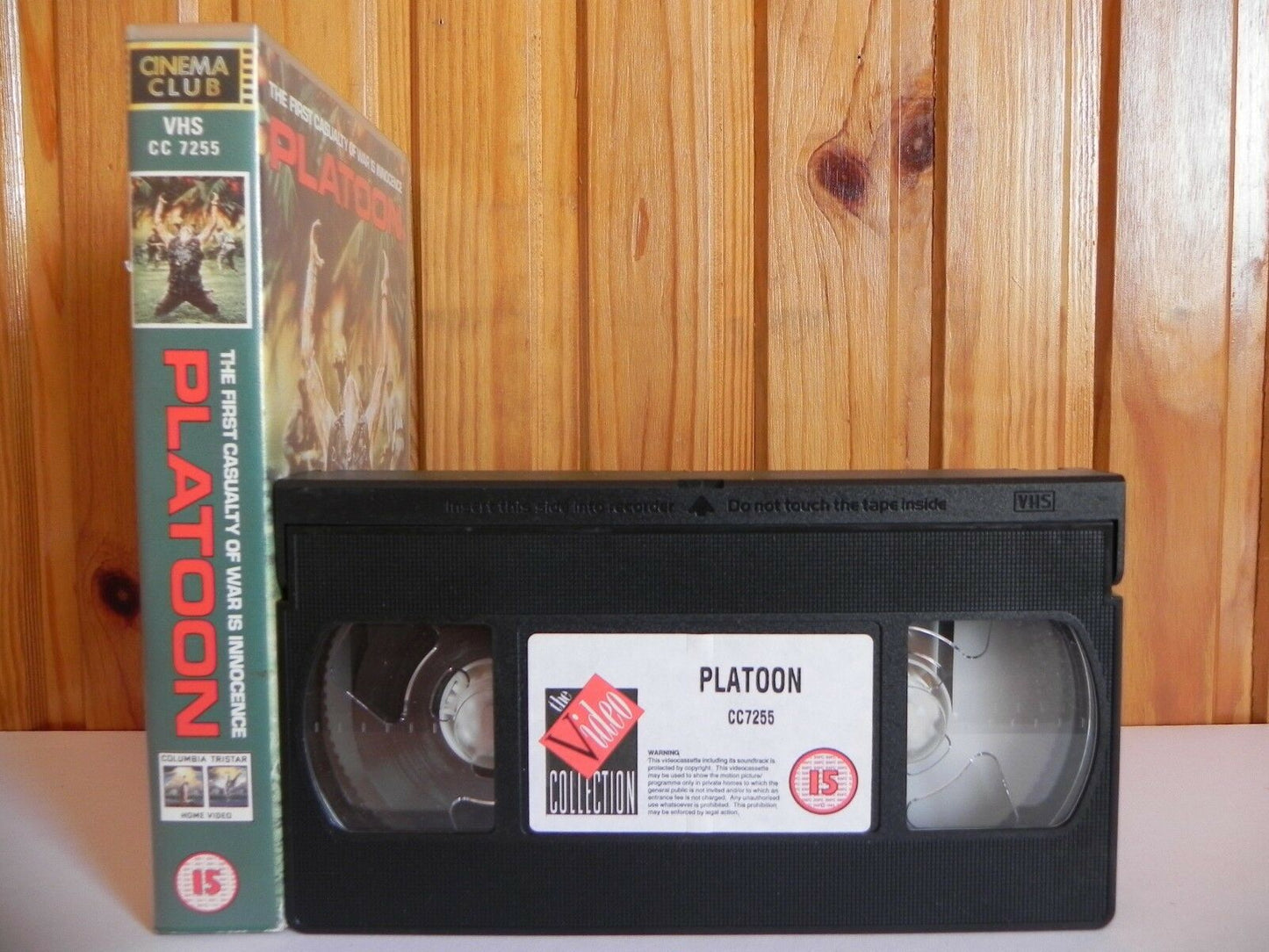 Platoon (1986); [Oliver Stone] - Vietnam War Drama - Willem Dafoe - Pal VHS-