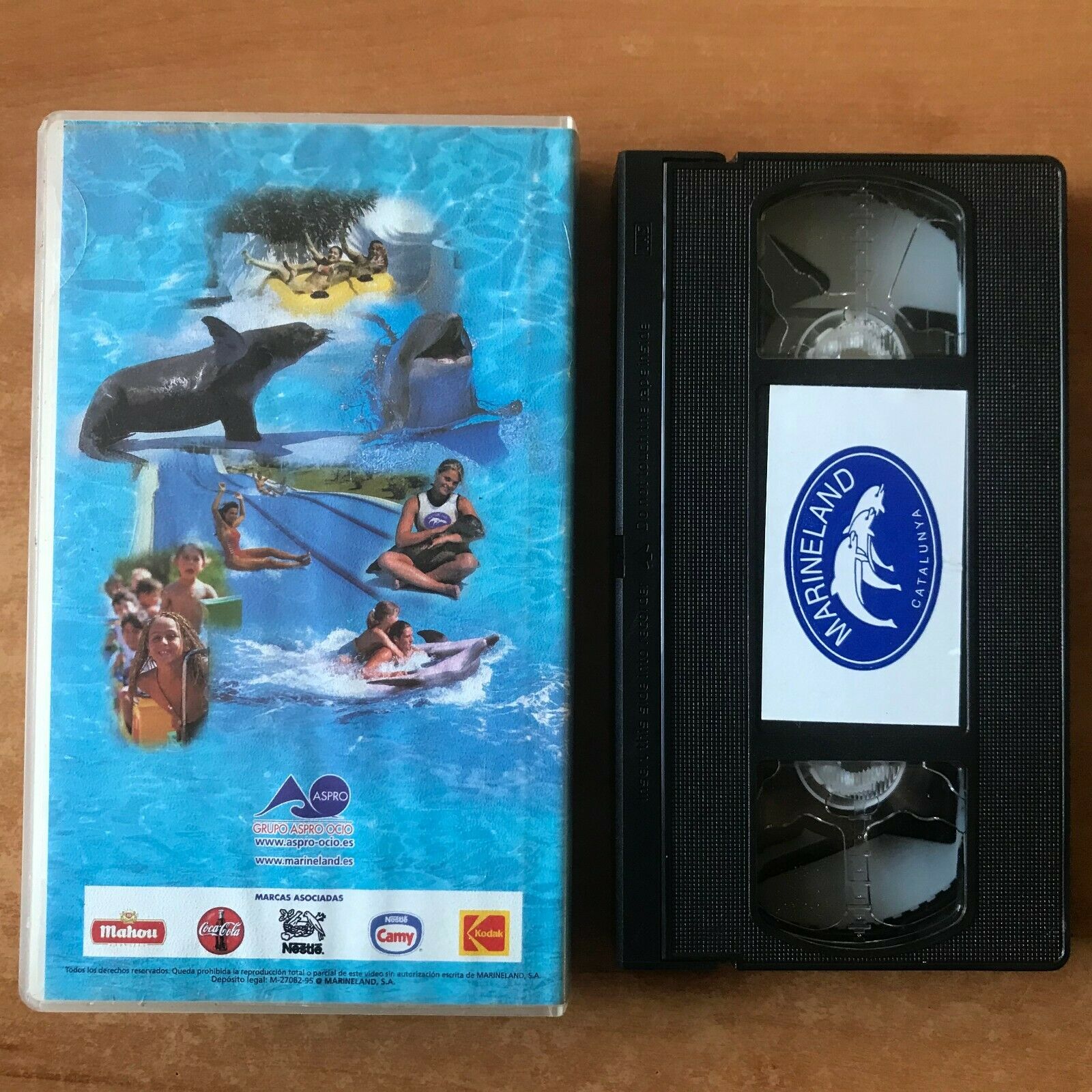 Marineland [Document] Dofinari - Zoo Mari - Parc Aquatic - Catalunya/Spain - VHS-