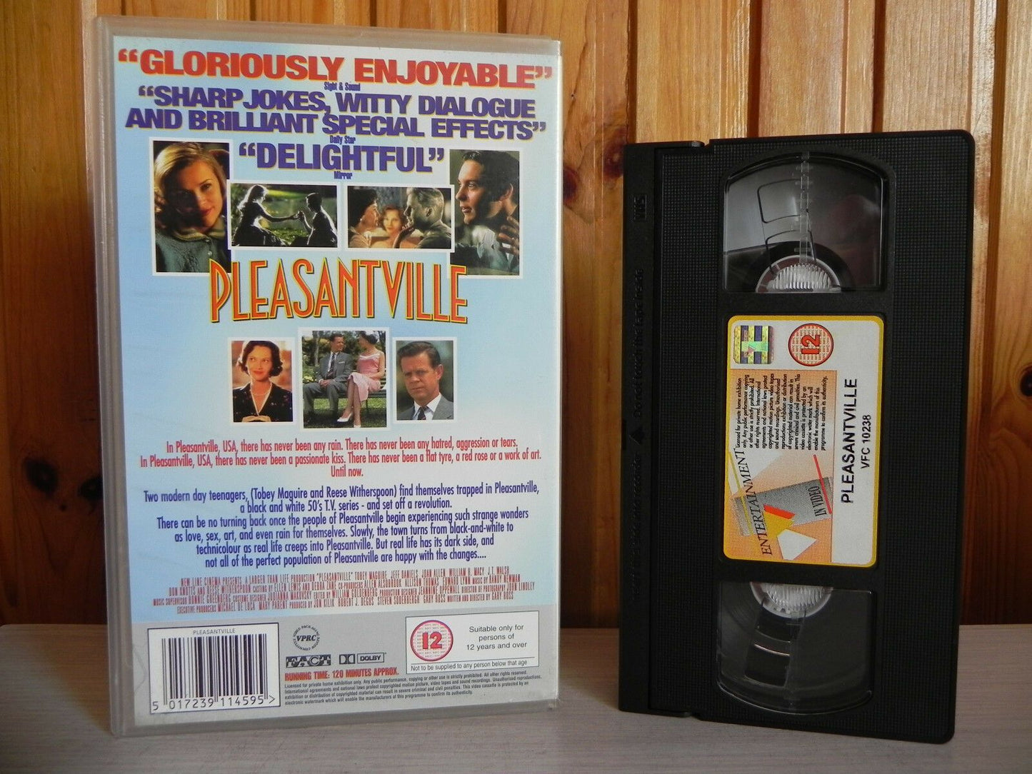 Pleasantyville - Smash Hit Comedy - Dazzling - Imaginative Ingenious - Pal VHS-