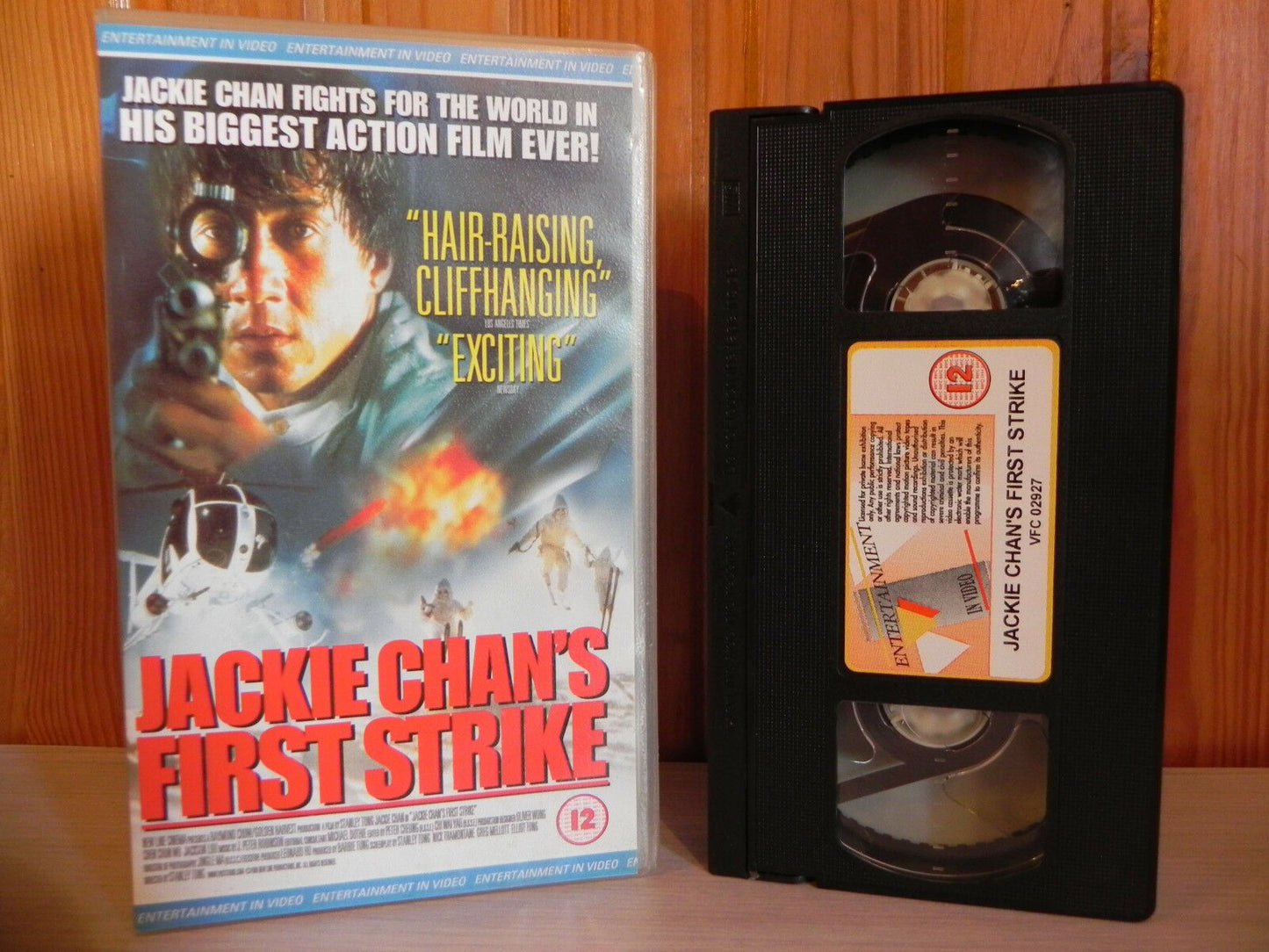 Jackie Chan's First Strike - Jackie Chan - Kung-Fu Action - EVS1260 VHS - Video-