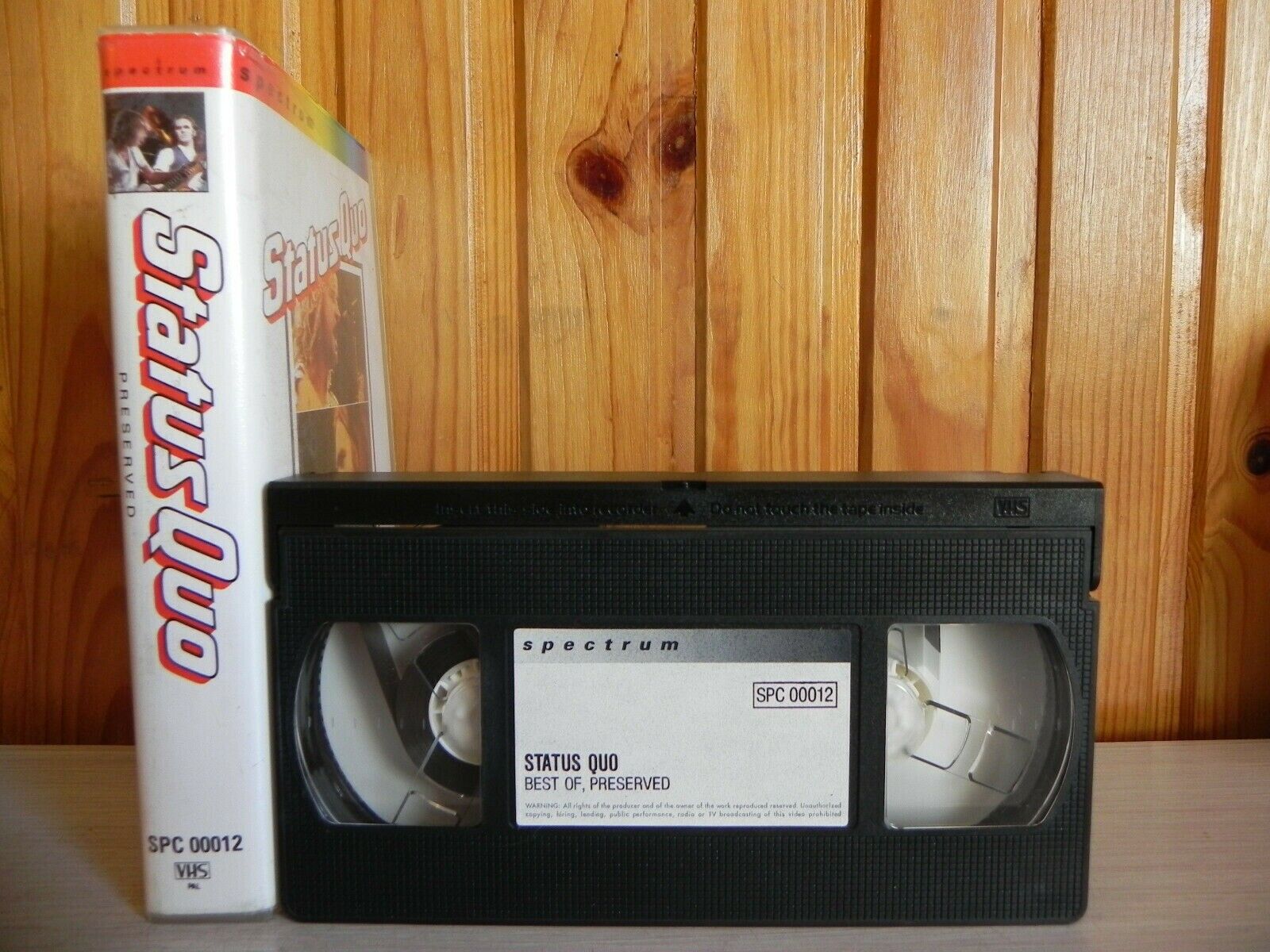 Status Quo - Preserved - Live Performance - Music - Hold You Back - Pal VHS-