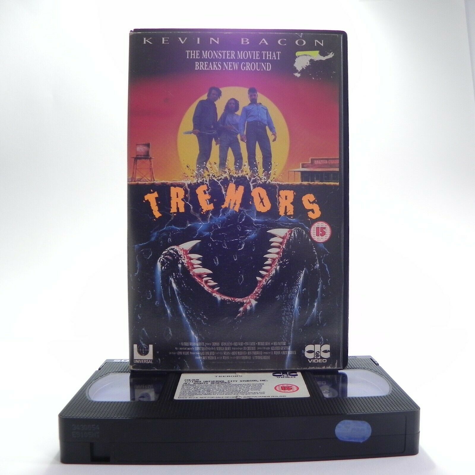 Tremors: (1989) CIC Video - Large Box - Sci-Fi - Creature Comedy - K.Bacon - VHS-