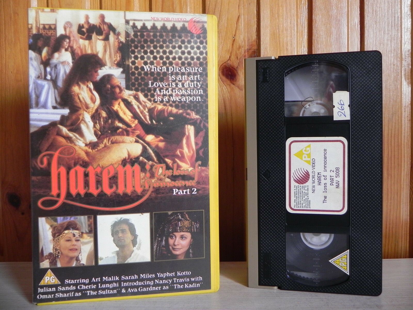 Harem: The Loss Of Innocence - Part 2 - New World - Adventure - Large Box - VHS-