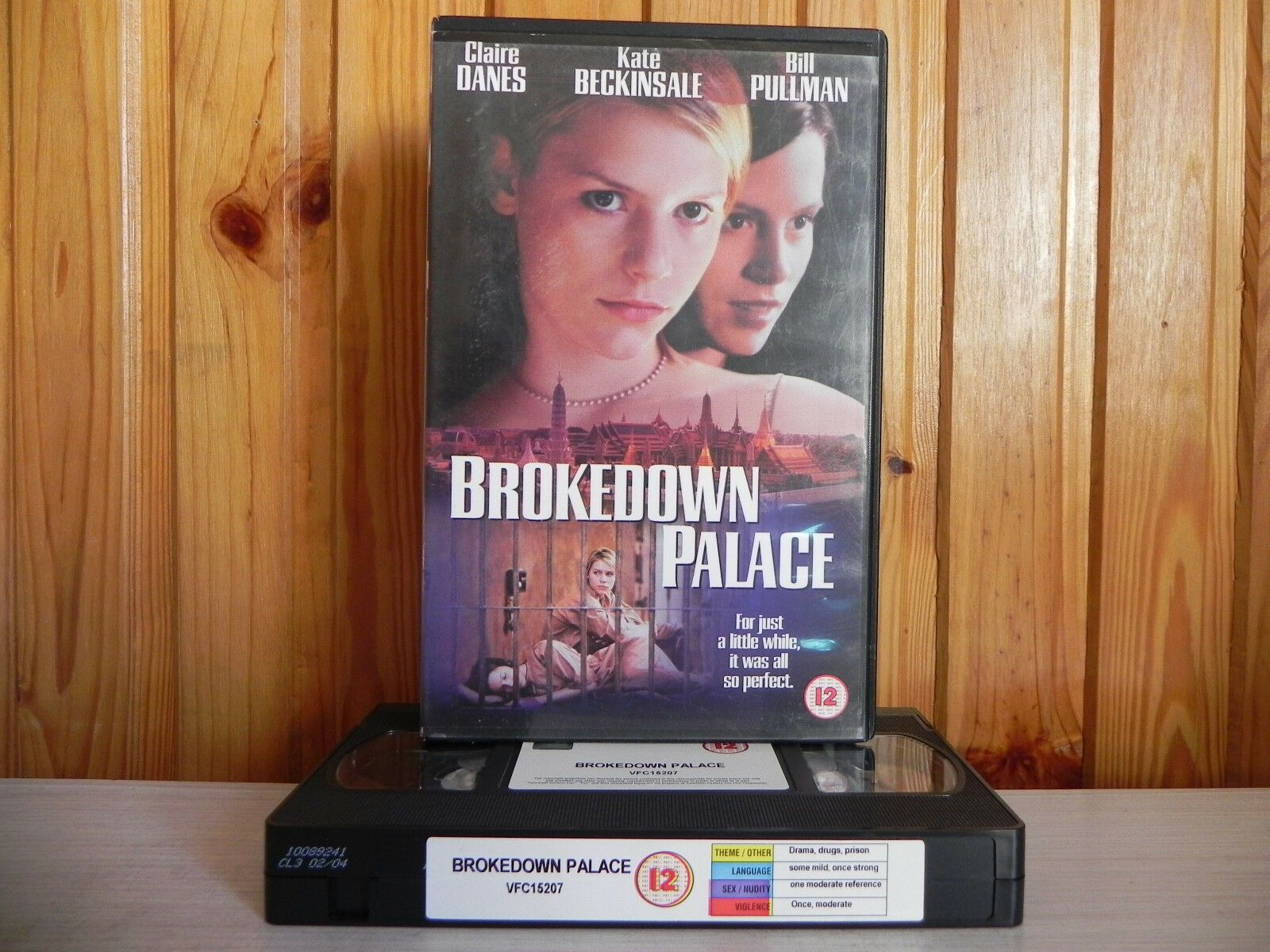 Brokedown Palace: Thailand Smuggling - Large Box Thriller - Danes (1999) - VHS-