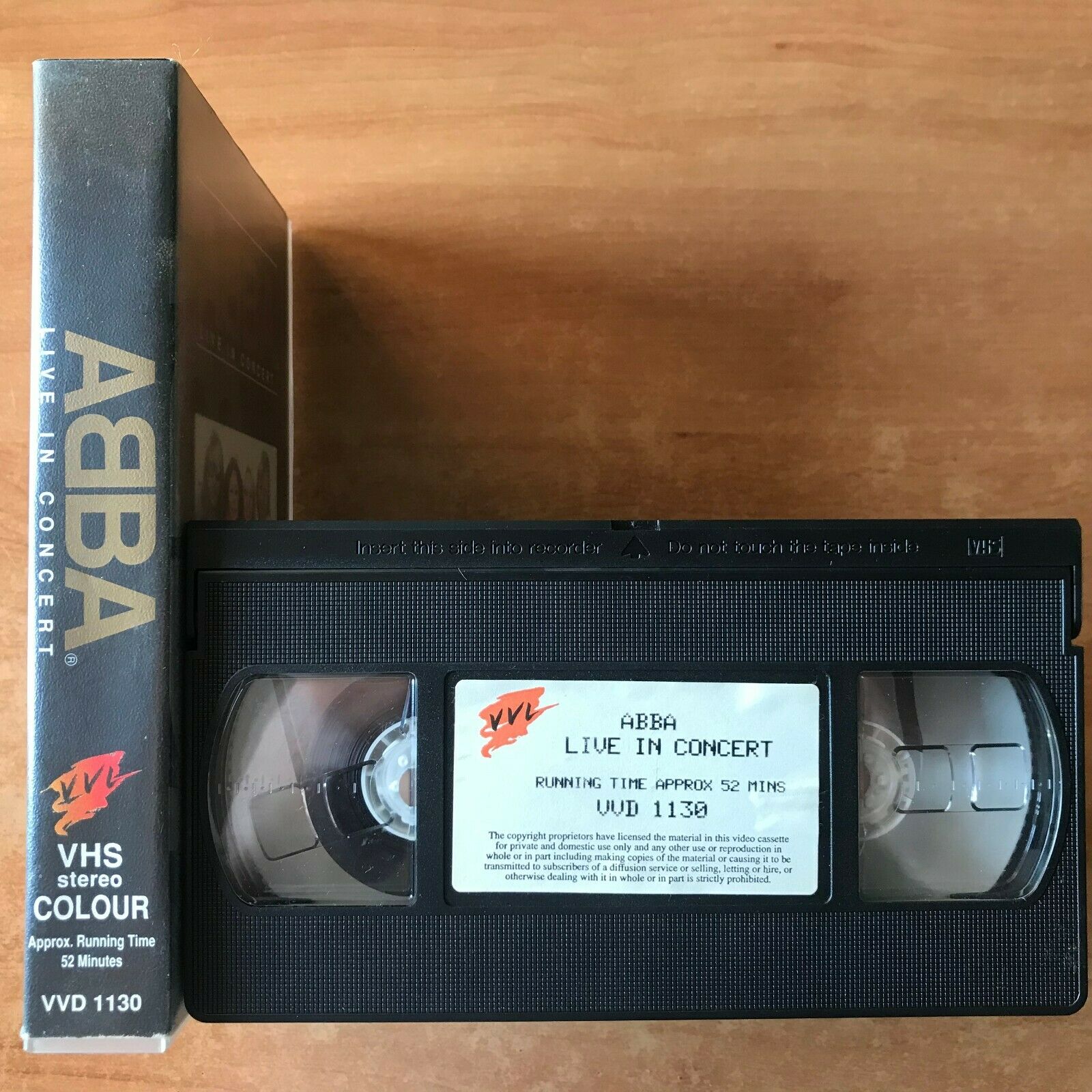 Abba: Live In Concert (1979); [London / Wembley Arena]: "Dancing Queen" - VHS-