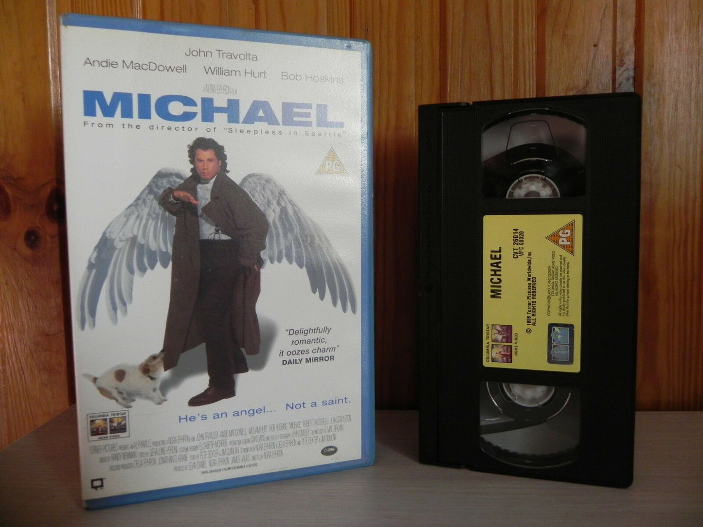 MICHAEL - John Travolta - Big Box - Bob Hoskins - Drama - Comedy - VHS-