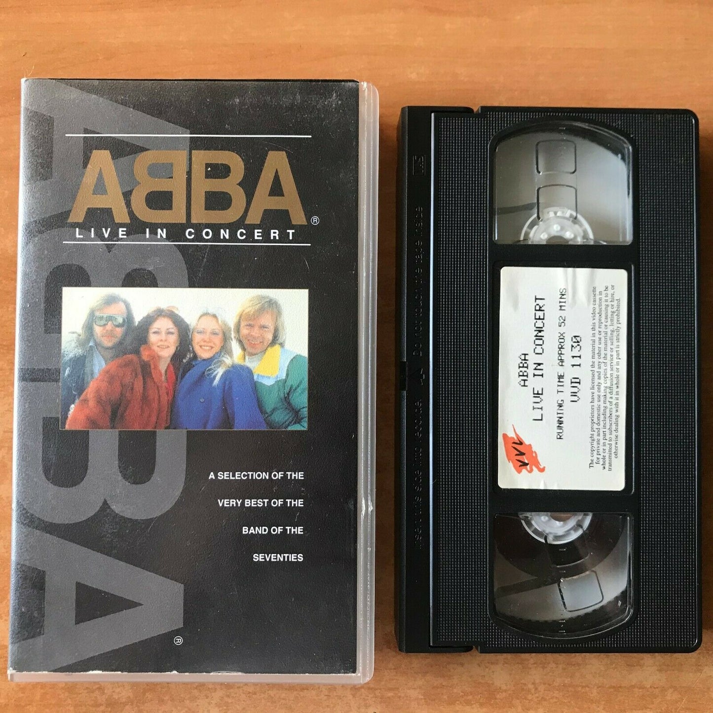 Abba: Live In Concert (1979); [London / Wembley Arena]: "Dancing Queen" - VHS-