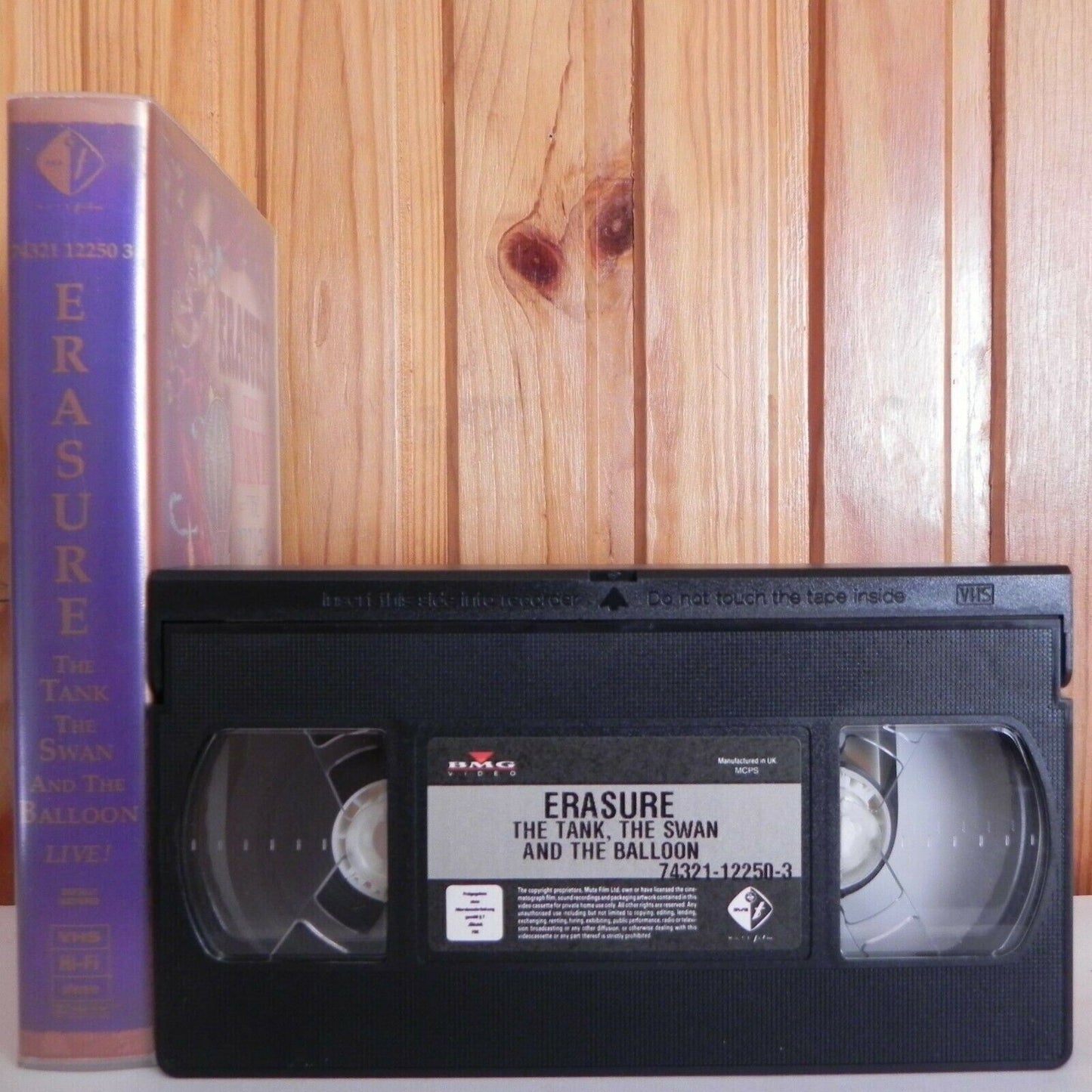 Erasure: The Tank, The Swan And The Balloon - Live - Manchester Apollo - Pal VHS-