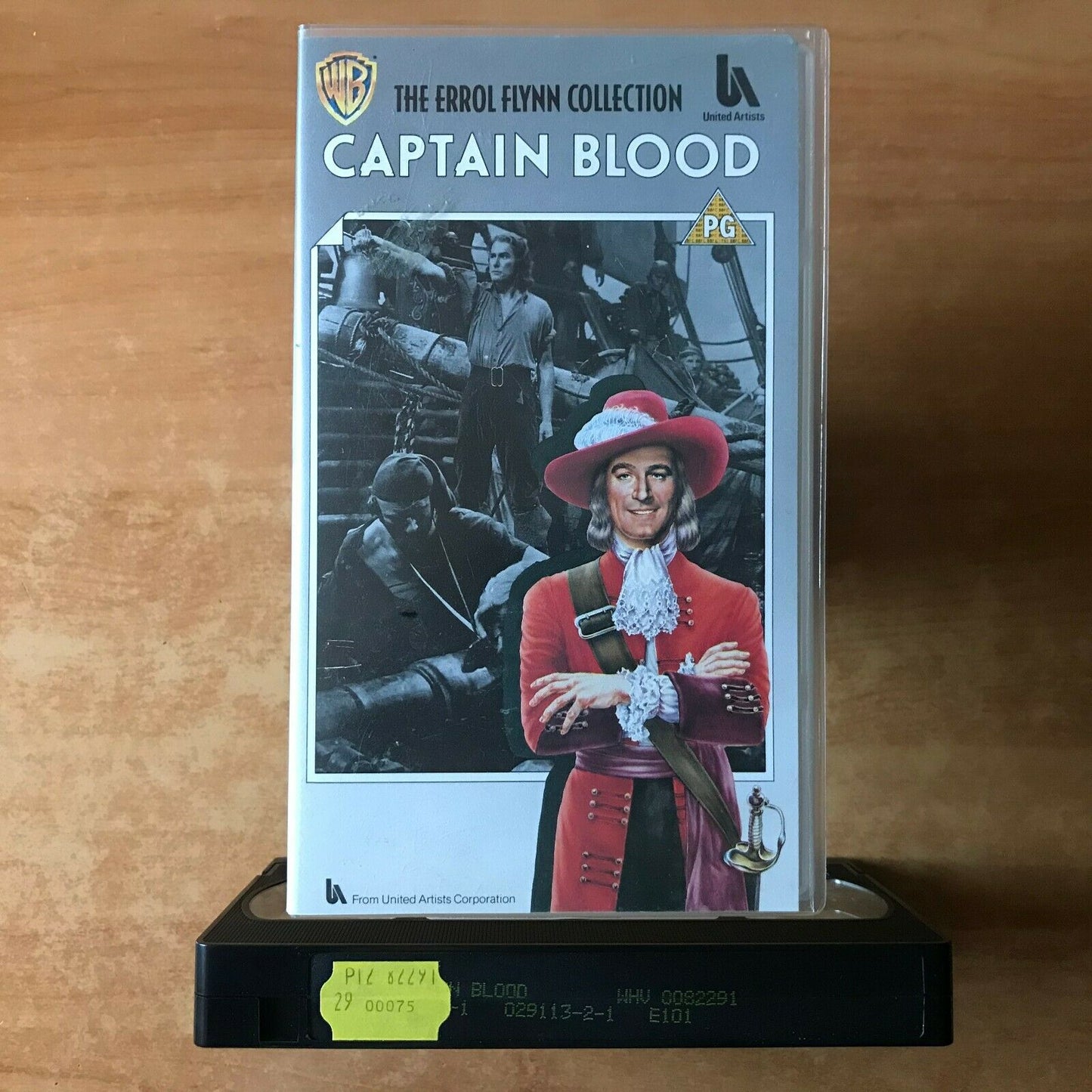 Captain Blood (1935); [Errol Flynn Collection] Action Adventure - Pirates - VHS-