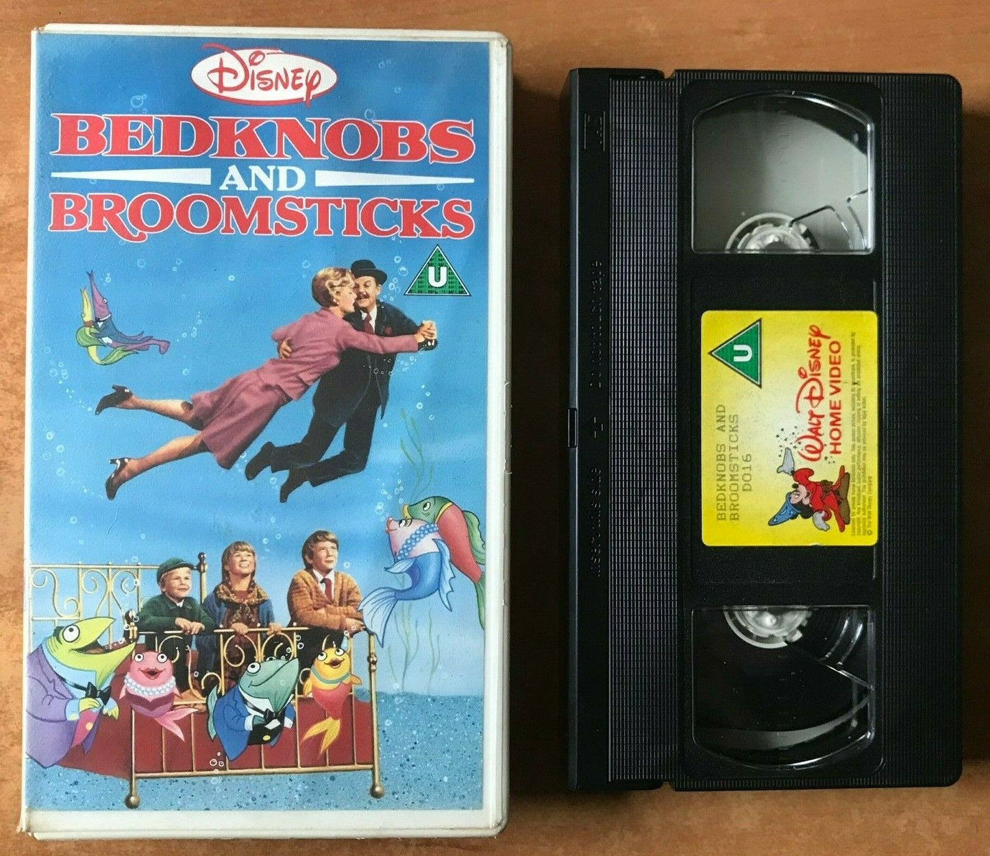 Bedknobs And Broomsticks (1971): Animated Musical [Walt Disney] Children's - VHS-