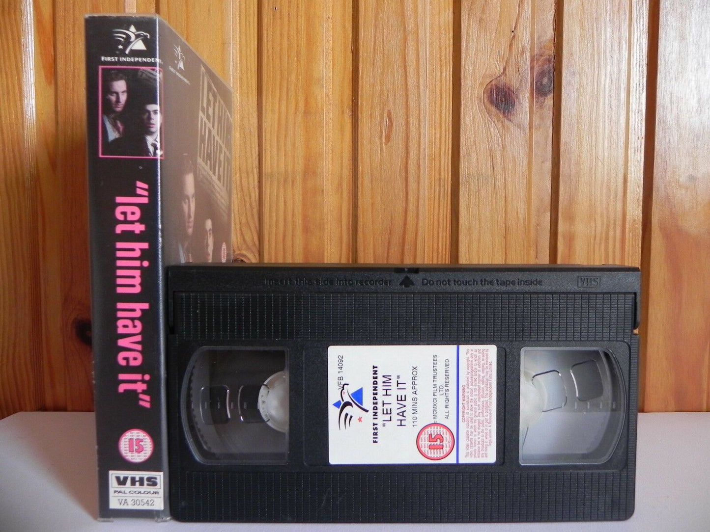 Let Him Have It - First Independent - Thriller - Paul Reynolds - Pal VHS-