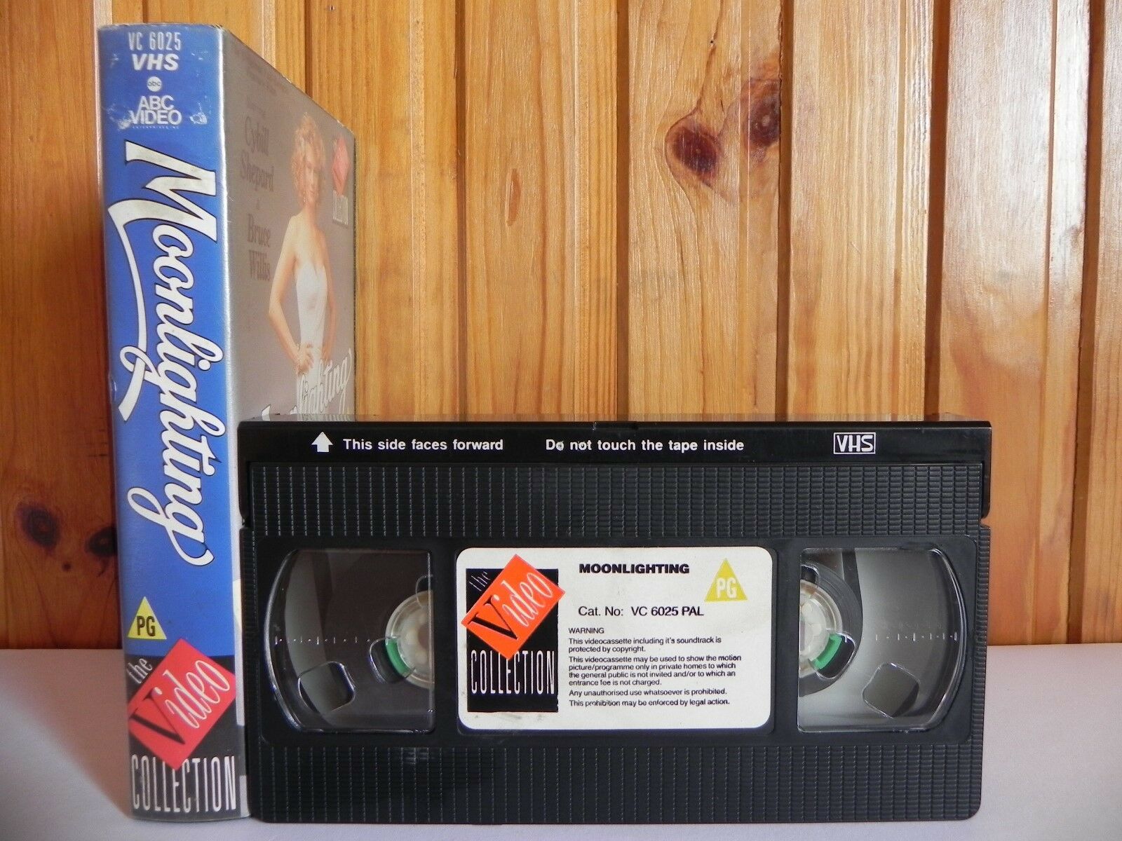 Moonlighting - ABC Video - Comedy - Action - Cybill Shepard - Bruce Willis - VHS-