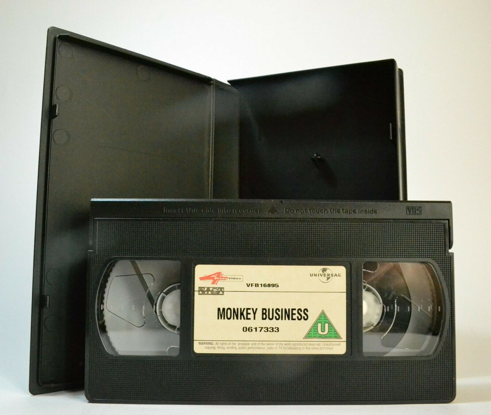 Monkey Buisness (1931); [Golden Classics]: Comedy <The Marx Brothers> Pal VHS-