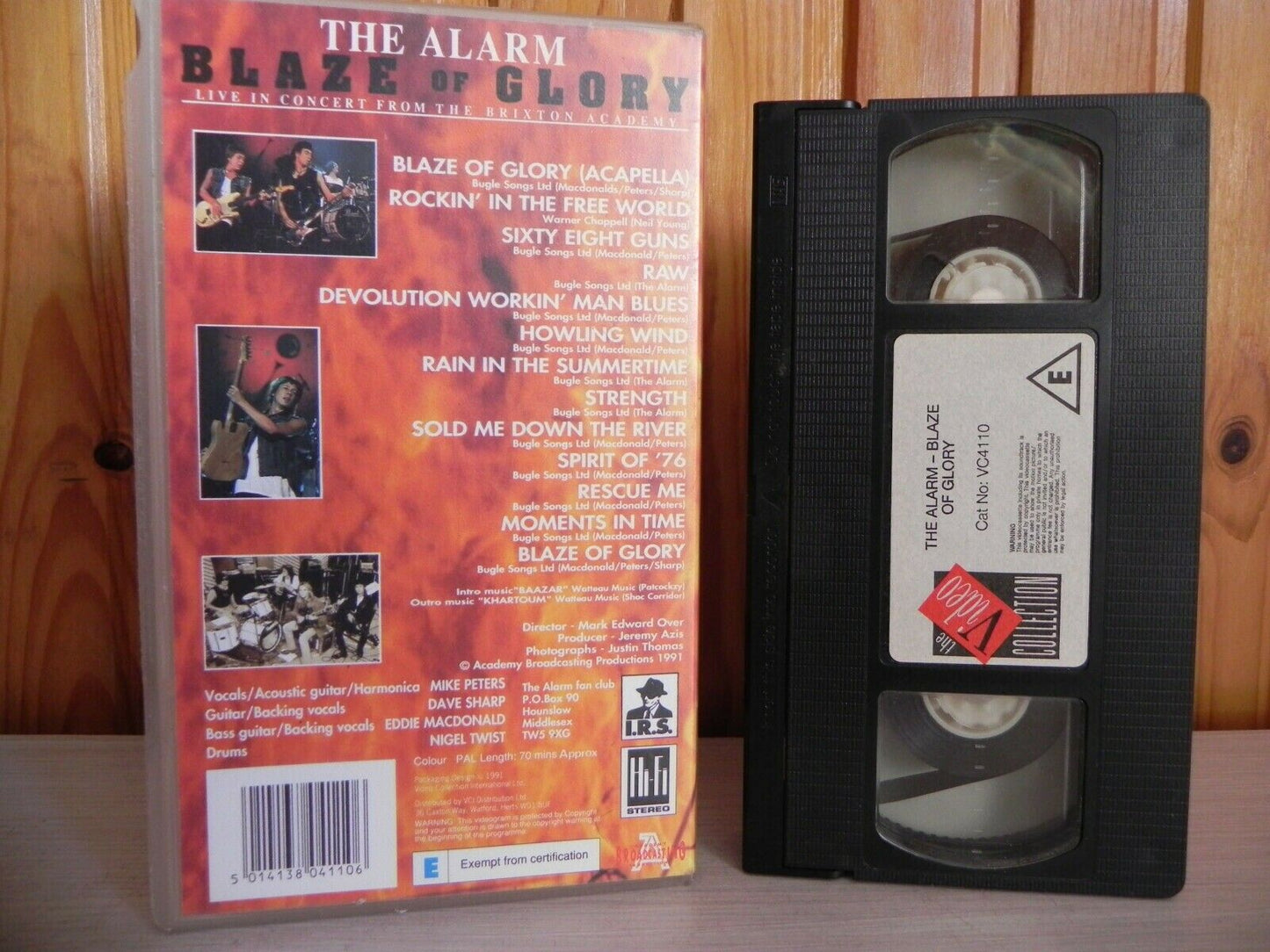 The Alarm: Blaze Of Glory - Live In Concert From Brixton Academy - Music - VHS-