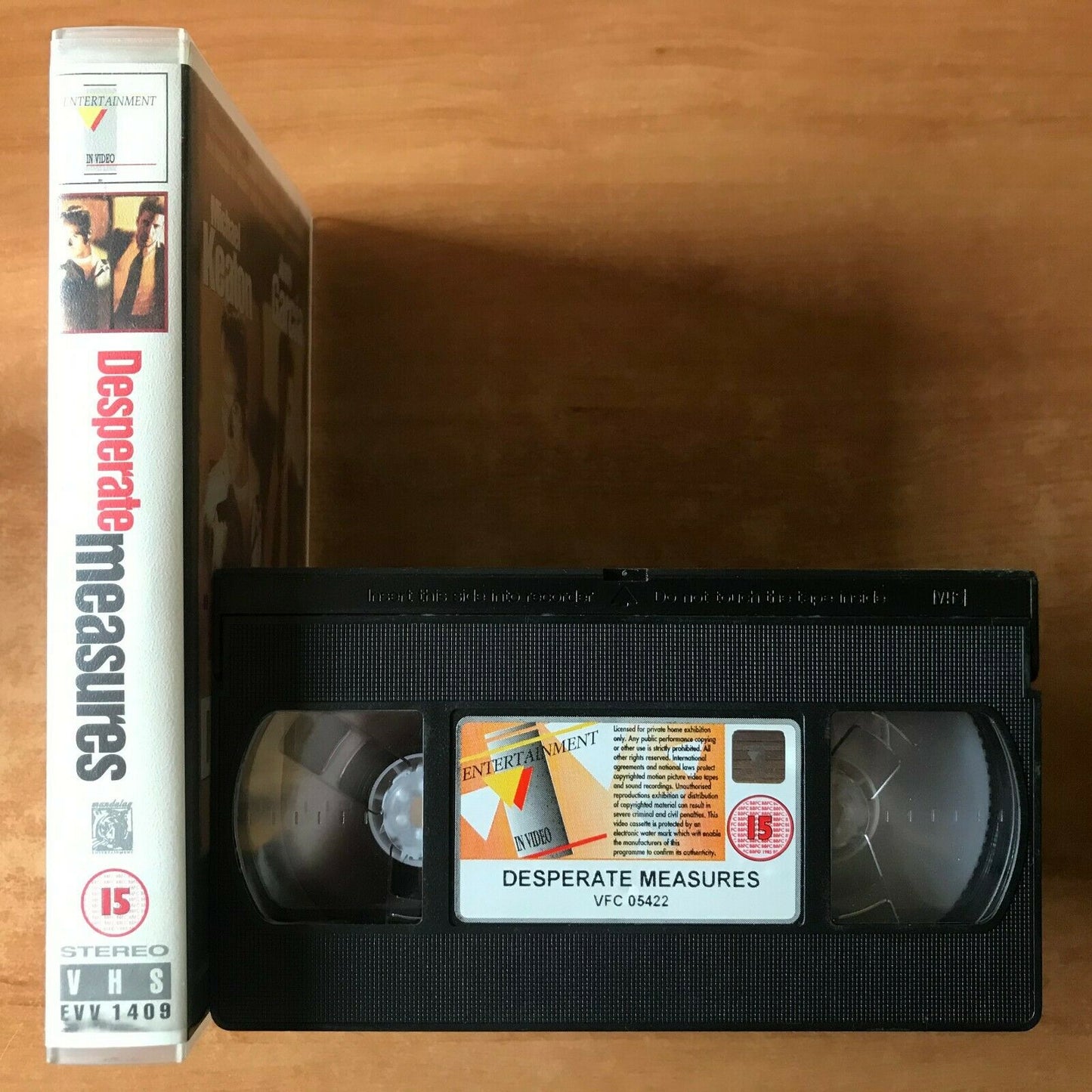 Desperate Measures: Police Action - Crime Drama [Big Box] Michael Keaton - VHS-