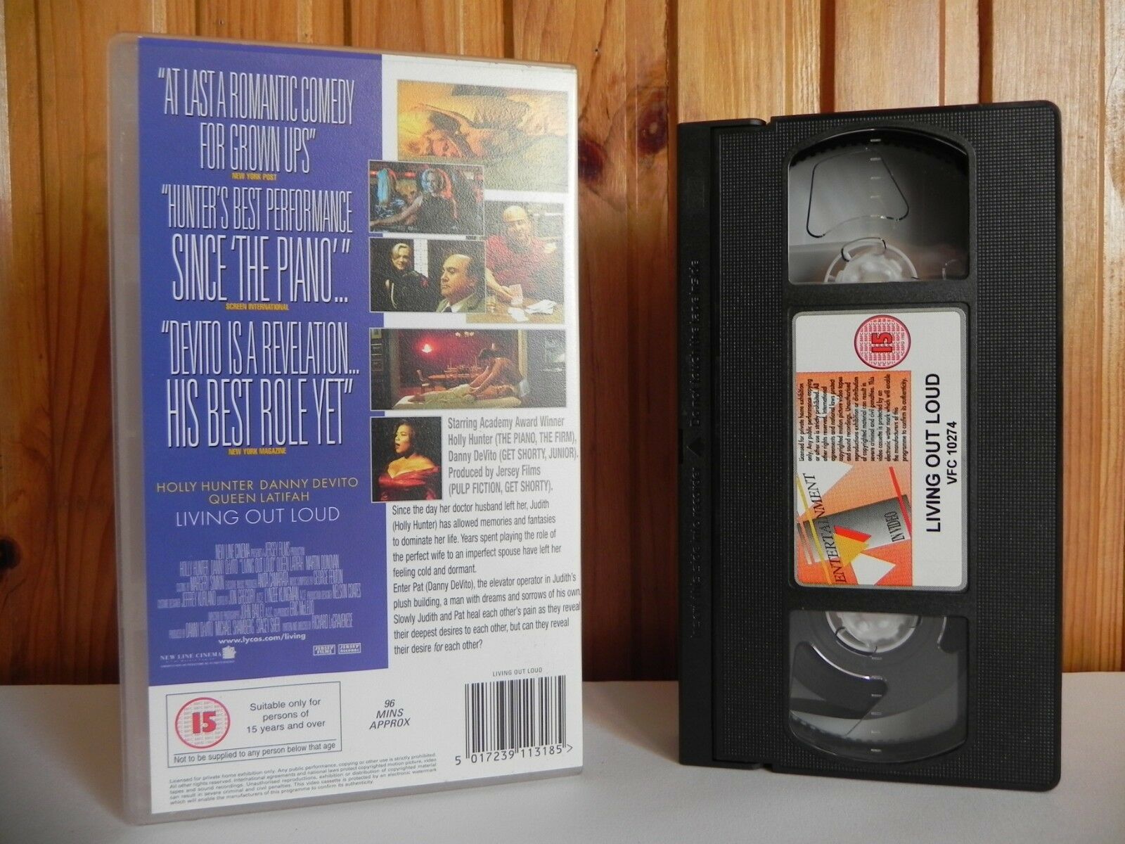 Living Out Loud - Entertainment In Video - Comedy - Holly Hunter - Pal VHS-