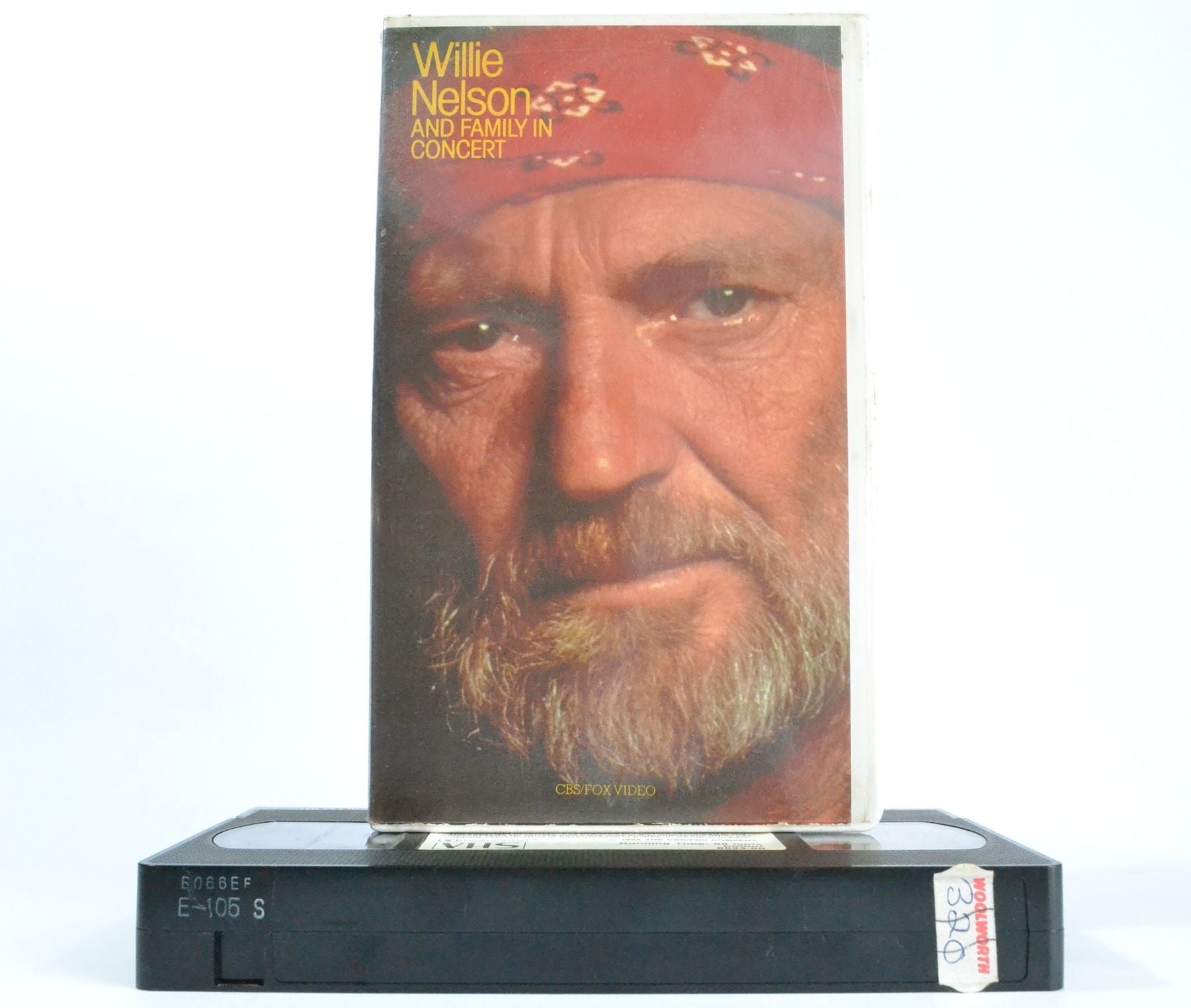 Willie Nelson And Family In Concert (1983): 28 Country / Rock Hits - CBS VHS-