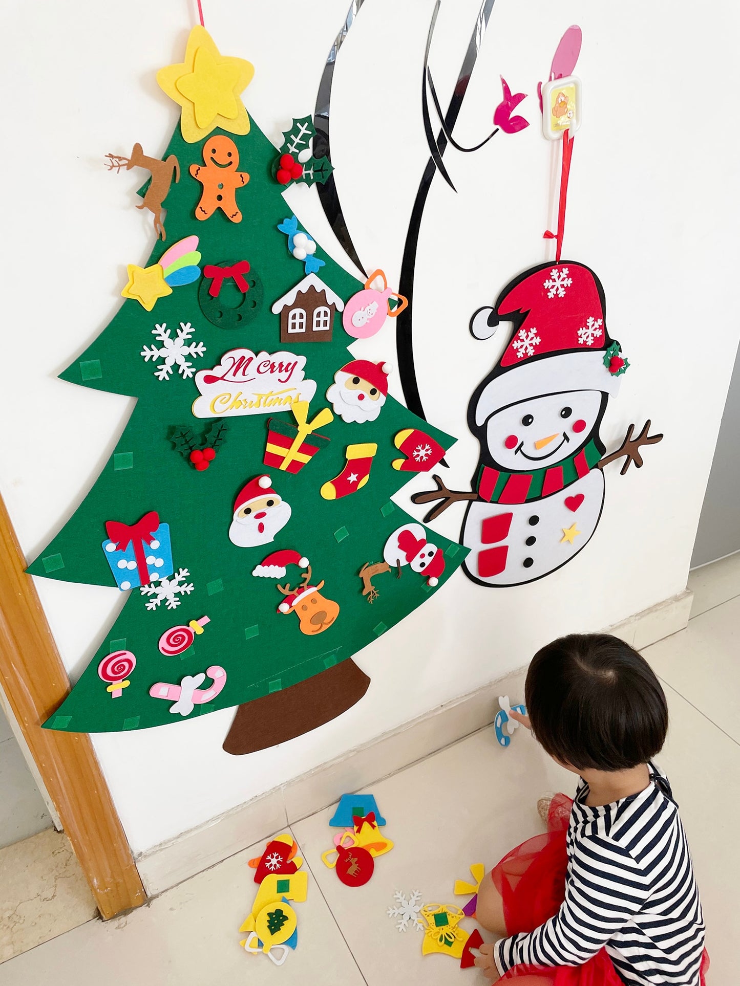 Baby Montessori Toy 32pcs DIY Felt Christmas Tree Toddlers Busy Board Xmas Tree Gift For Boy Girl Door Wall Ornament Decorations-